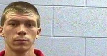 CHRISTOPHER EARLY – 2017-08-15 08:38:00, Fayette County, Tennessee – mugshot, arrest CHRISTOPHER EARLY - 2017-08-15 08:38:00, Fayette County, Tennessee - mugshot, arrest