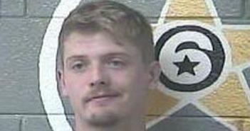 ALLAN KIBODEAUX – 2017-08-15 14:13:00, Montgomery County, Kentucky – mugshot, arrest ALLAN KIBODEAUX - 2017-08-15 14:13:00, Montgomery County, Kentucky - mugshot, arrest