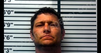 ROBERT THOMAS BURNETT Mugshot, Jones County, Mississippi - 2019-04-18 01:42:00 ROBERT THOMAS BURNETT Mugshot, Jones County, Mississippi - 2019-04-18 01:42:00